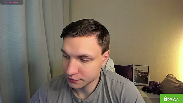 handsome guy01 online show from 04-06-26, 09:27