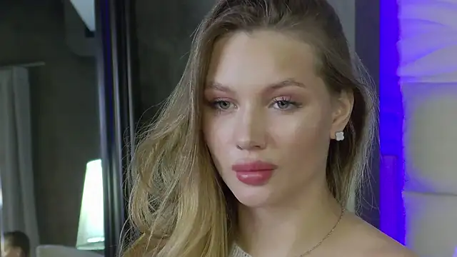 ViolaFlirt online show from 03-15-25, 10:35