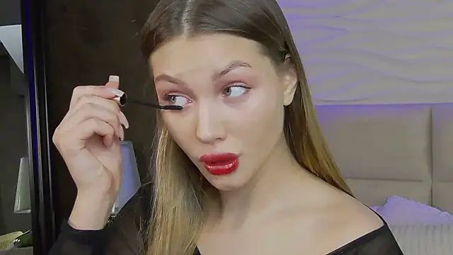 ViolaFlirt online show from 03-20-25, 04:18