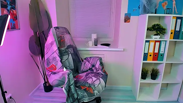 CarolGiggly online show from 09-18-25, 09:28