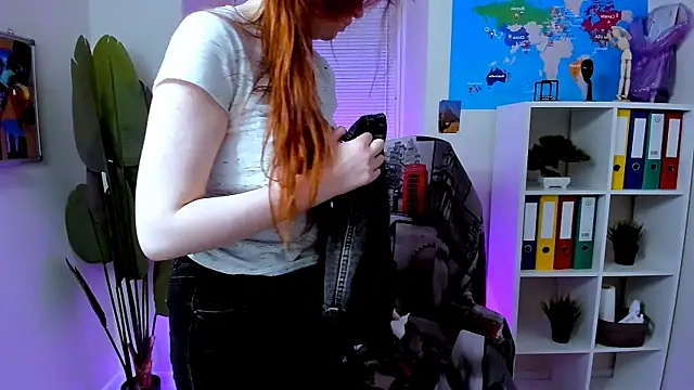 CarolGiggly online show from 10-08-25, 09:45