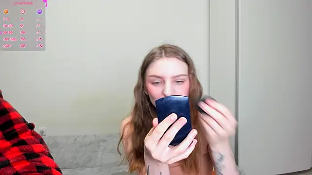 Snapshot of ravenousbiter chatting on 03-07-25, 07:05 ravenousbiter online show from 03-07-25, 07:05