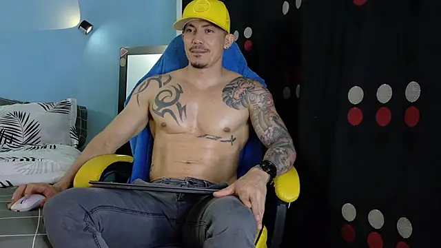 Alex motta online show from 06-07-26, 03:43