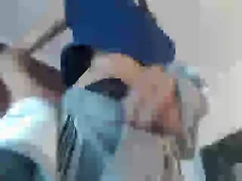 Snapshot of Aurora_ath chatting on 04-28-26, 03:00 Aurora ath online show from 04-28-26, 03:00
