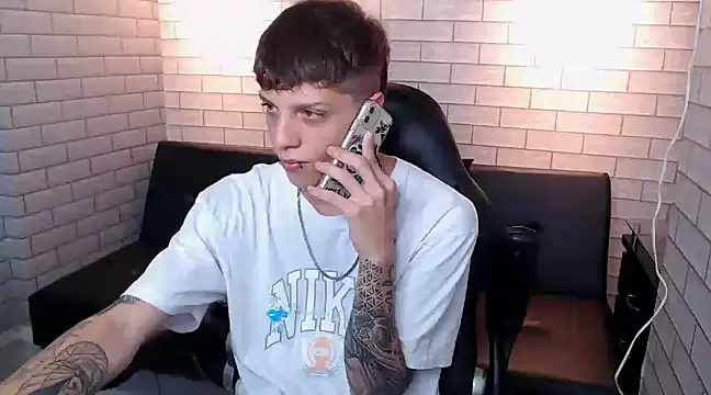 Snapshot of Adam_hard_ chatting on 01-09-25, 08:22 Adam hard  online show from 01-09-25, 08:22