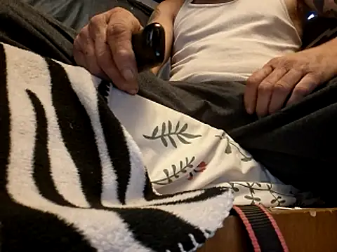 Cantufamily1979 online show from 01-16-26, 08:13