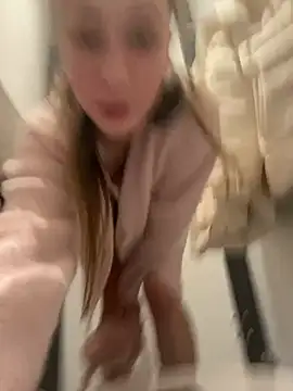 Lia  Love online show from 12-25-24, 02:56