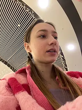 Lia  Love online show from 12-27-24, 12:12