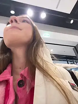 Lia  Love online show from 02-14-25, 02:12