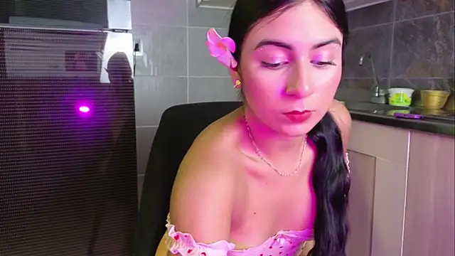 Snapshot of GABYTAYLOR_ chatting on 10-02-25, 01:40 GABYTAYLOR online show from 10-02-25, 01:40