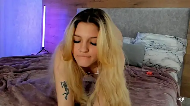 ShySonya online show from 02-03-25, 05:14