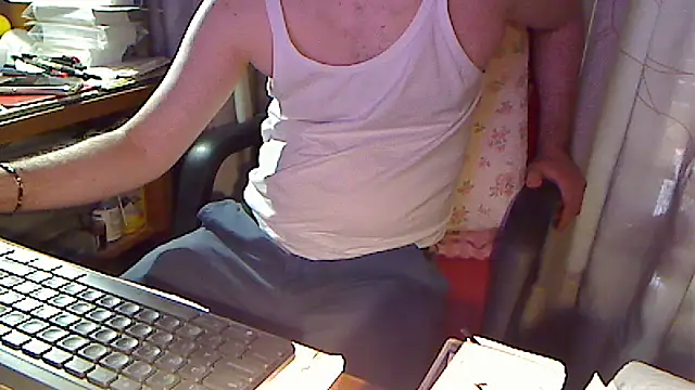 Snapshot of BoySexy696969 chatting on 06-18-26, 03:05 BoySexy696969 online show from 06-18-26, 03:05