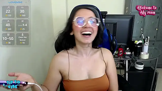 Snapshot of Kay_LustyWife chatting on 01-10-25, 03:37 Kay LustyWife online show from 01-10-25, 03:37