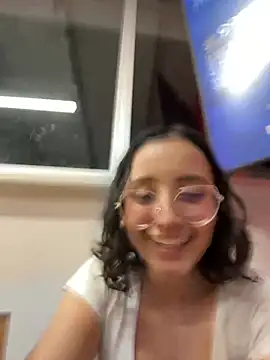 Snapshot of Kay_LustyWife chatting on 01-21-25, 03:48 Kay LustyWife online show from 01-21-25, 03:48