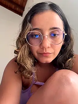 Snapshot of Kay_LustyWife chatting on 09-26-25, 09:30 Kay LustyWife online show from 09-26-25, 09:30