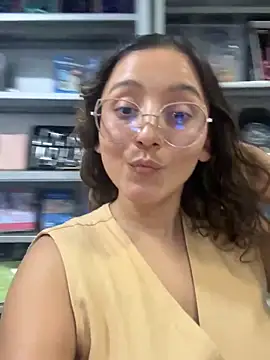 Snapshot of Kay_LustyWife chatting on 10-05-25, 04:16 Kay LustyWife online show from 10-05-25, 04:16