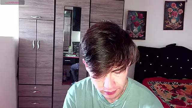 samael1107 online show from 04-11-26, 02:54