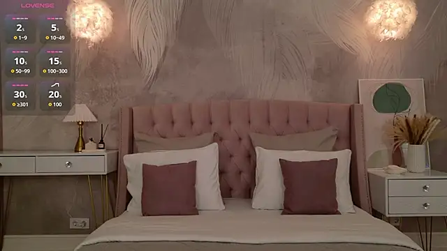 milaleoneli online show from 04-12-26, 02:44