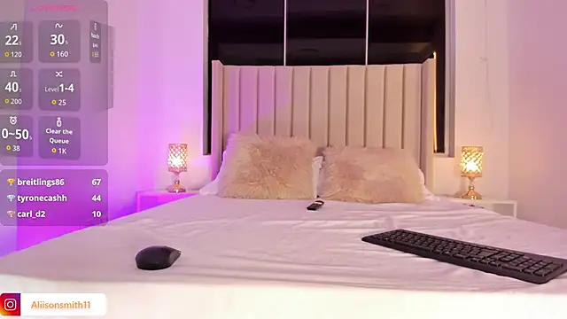 Aliison Smith online show from 12-14-25, 04:18