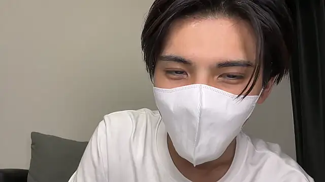 Snapshot of Lio_kun chatting on 12-20-24, 03:10 Lio kun online show from 12-20-24, 03:10