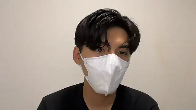 Snapshot of Lio_kun chatting on 09-13-25, 12:05 Lio kun online show from 09-13-25, 12:05