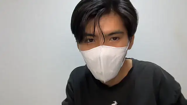 Snapshot of Lio_kun chatting on 10-13-25, 01:11 Lio kun online show from 10-13-25, 01:11