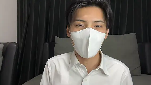 Snapshot of Lio_kun chatting on 04-23-26, 01:13 Lio kun online show from 04-23-26, 01:13