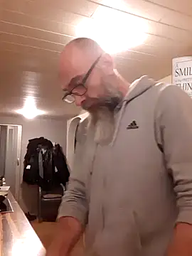 Kingsscepter online show from 03-04-25, 06:39