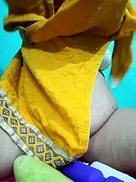 hotty manisha online show from 10-18-25, 05:03