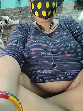 hotty manisha online show from 06-17-26, 10:17