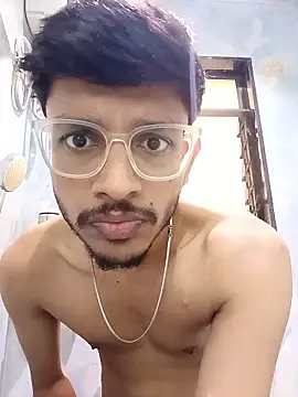 Snapshot of skinnyyyyyyyyy chatting on 10-11-25, 04:44 skinnyyyyyyyyy online show from 10-11-25, 04:44