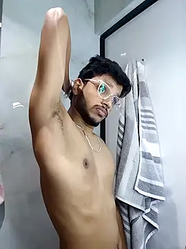 Snapshot of skinnyyyyyyyyy chatting on 10-13-25, 04:34 skinnyyyyyyyyy online show from 10-13-25, 04:34