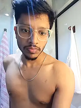 Snapshot of skinnyyyyyyyyy chatting on 10-22-25, 04:02 skinnyyyyyyyyy online show from 10-22-25, 04:02