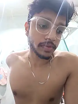 skinnyyyyyyyyy online show from 11-23-25, 04:12