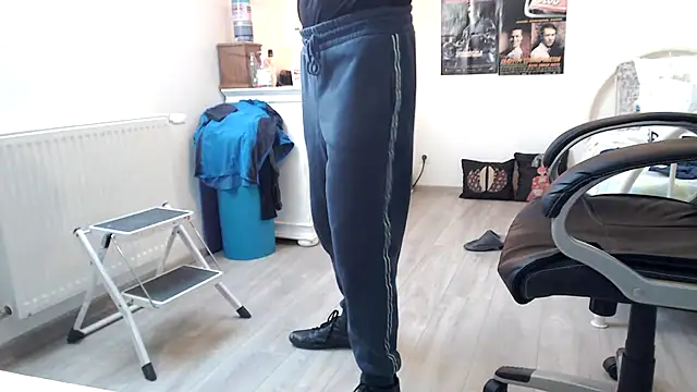 SteveStiffbone online show from 03-04-25, 05:56