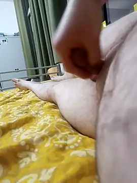 awesome-dirty-dick online show from 12-15-25, 04:22