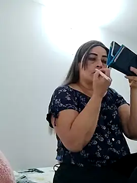  Prinscarlet  online show from 12-17-24, 10:43