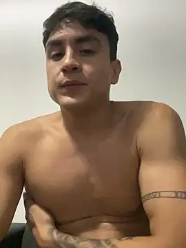 LCarreraa online show from 01-29-25, 02:51