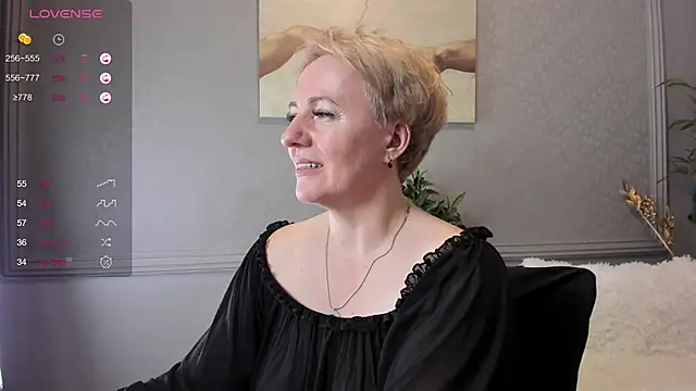 Snapshot of Nika_Smit chatting on 12-24-24, 06:28 Nika Smit online show from 12-24-24, 06:28