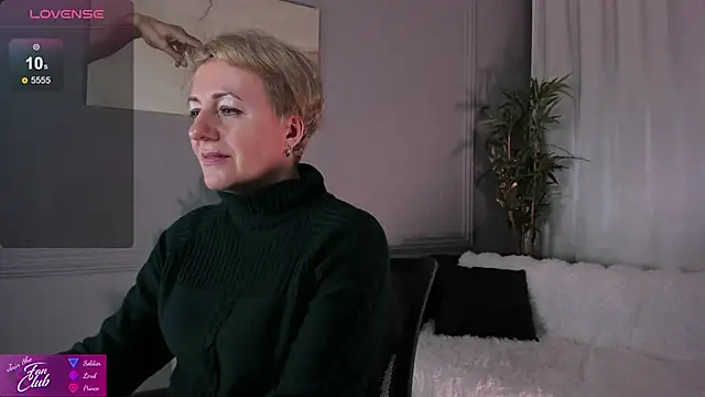 Snapshot of Nika_Smit chatting on 01-25-25, 05:07 Nika Smit online show from 01-25-25, 05:07