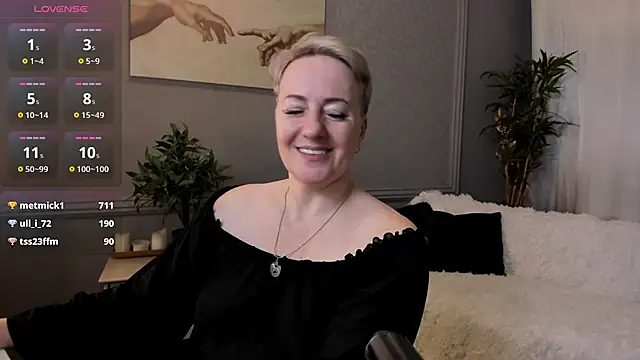 Snapshot of Nika_Smit chatting on 03-02-25, 02:21 Nika Smit online show from 03-02-25, 02:21