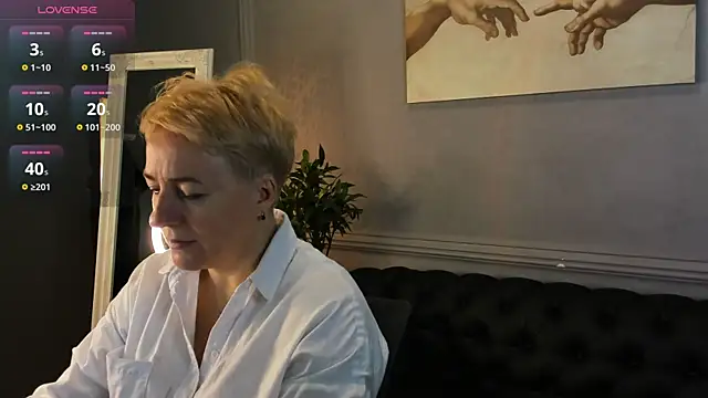 Nika Smit online show from 11-23-25, 05:51