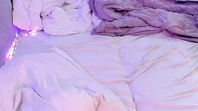 Emy Kamy online show from 03-07-25, 12:34