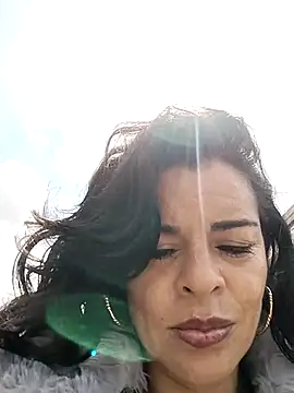 NATHALIA-28  online show from 02-04-25, 03:57