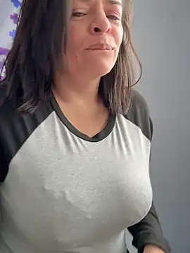 NATHALIA-28  online show from 11-02-25, 01:35