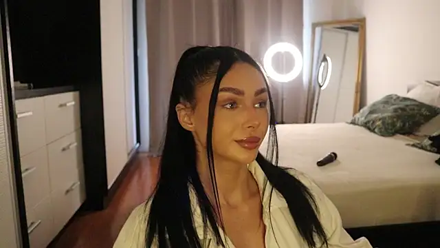 IvyKaelani online show from 03-24-26, 12:54