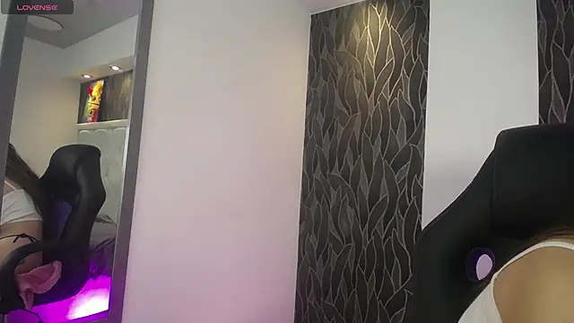 1Sloppy Fox4 online show from 11-17-25, 06:30