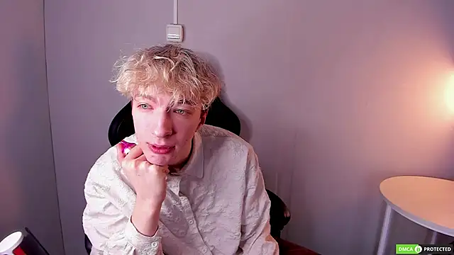 TrevorBenson online show from 01-06-26, 04:16