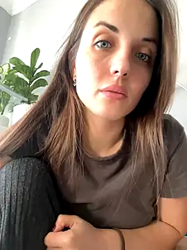 AmiLavs online show from 12-05-25, 11:08