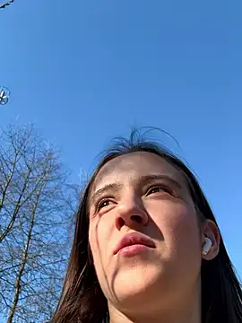 Snapshot of EmilyWi_ chatting on 03-20-25, 01:59 EmilyWi online show from 03-20-25, 01:59